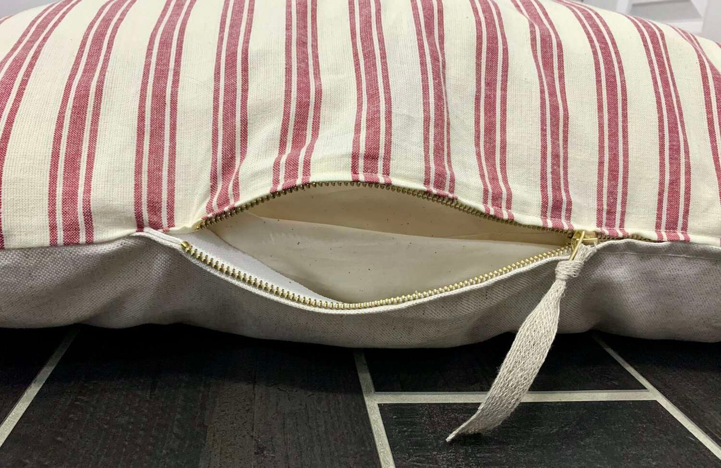 Marblehead Light Red Ticking Stripe Farmhouse Duvet Style Dog Bed--detail view of zipper